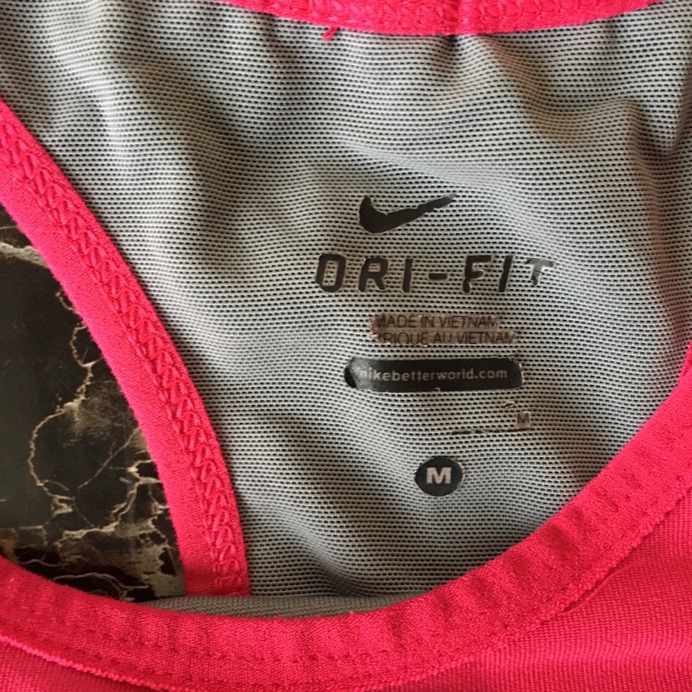 Nike Dri-Fit Razorback - Picture 2 of 4